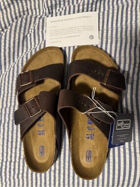 NWT Birkenstock Arizona Soft Footbed Sandals in Dark Brown